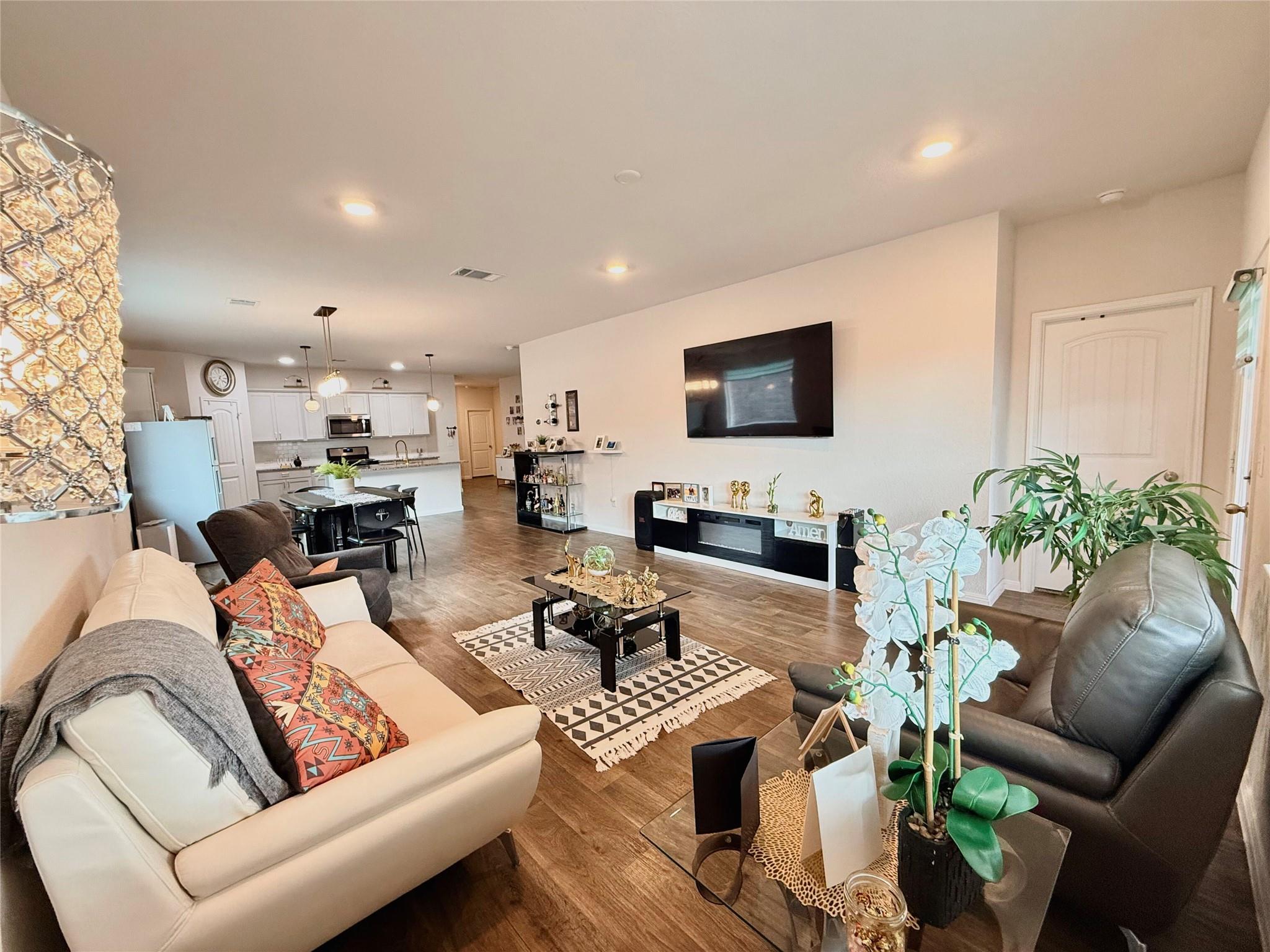 216 Charles Trl # A, Georgetown, TX 78626