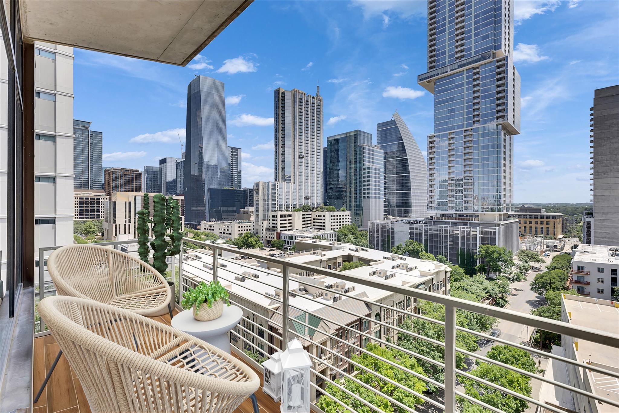 800 W 5th St # 1008, Austin, TX 78703