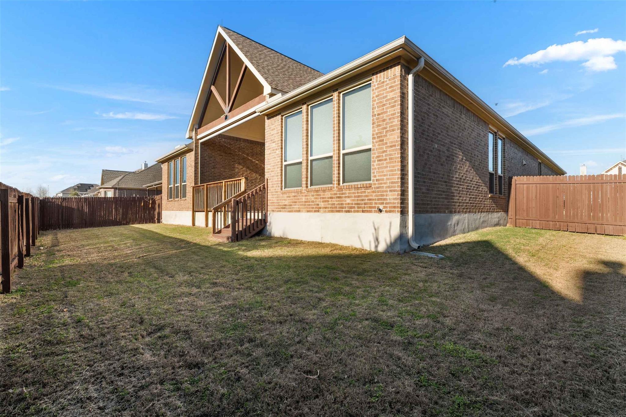 2601 Hudson Ln, Leander, TX 78641
