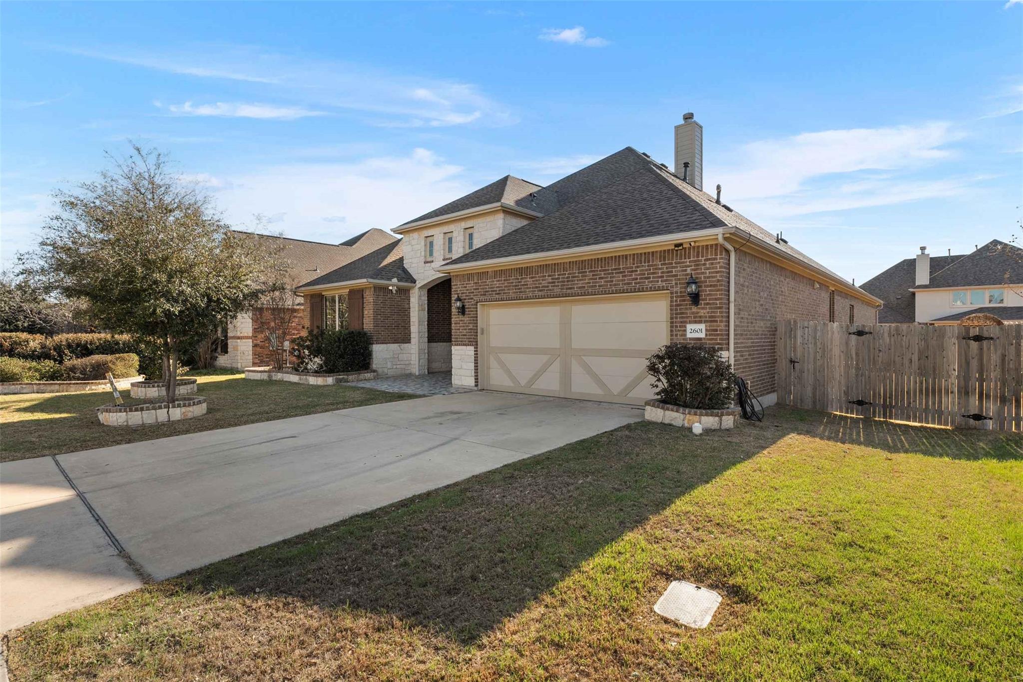 2601 Hudson Ln, Leander, TX 78641