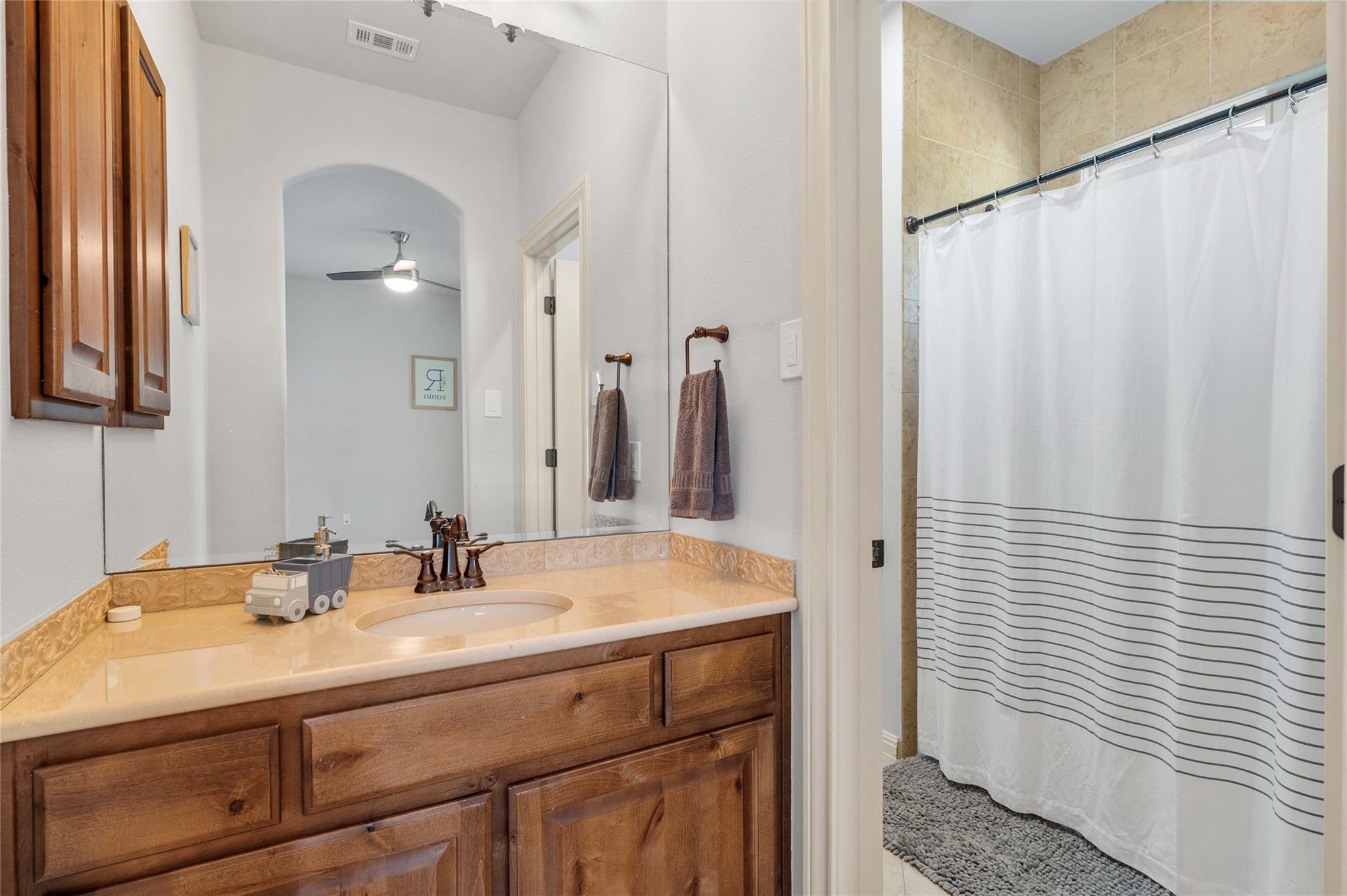 107 Bella Strada Cv, Lakeway, TX 78734