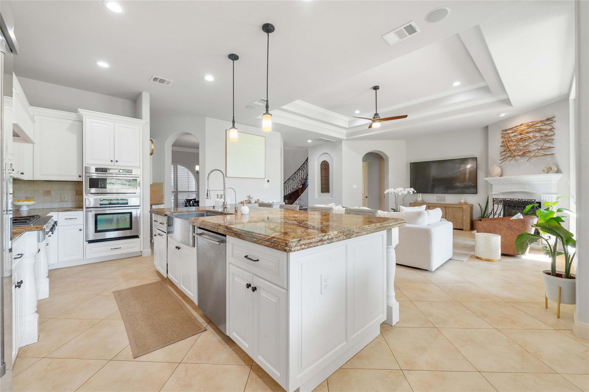 107 Bella Strada Cv, Lakeway, TX 78734