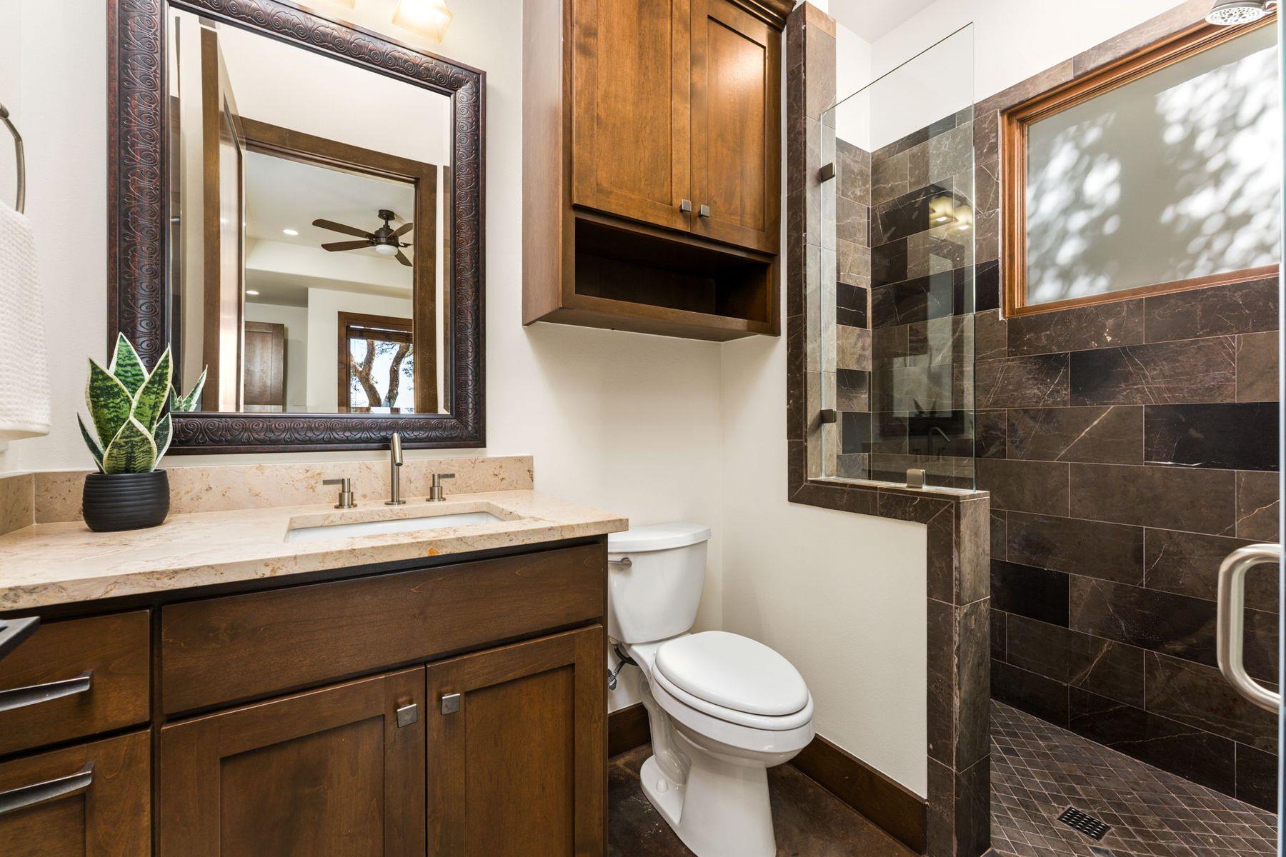 7724 Lynchburg Dr, Austin, TX 78738