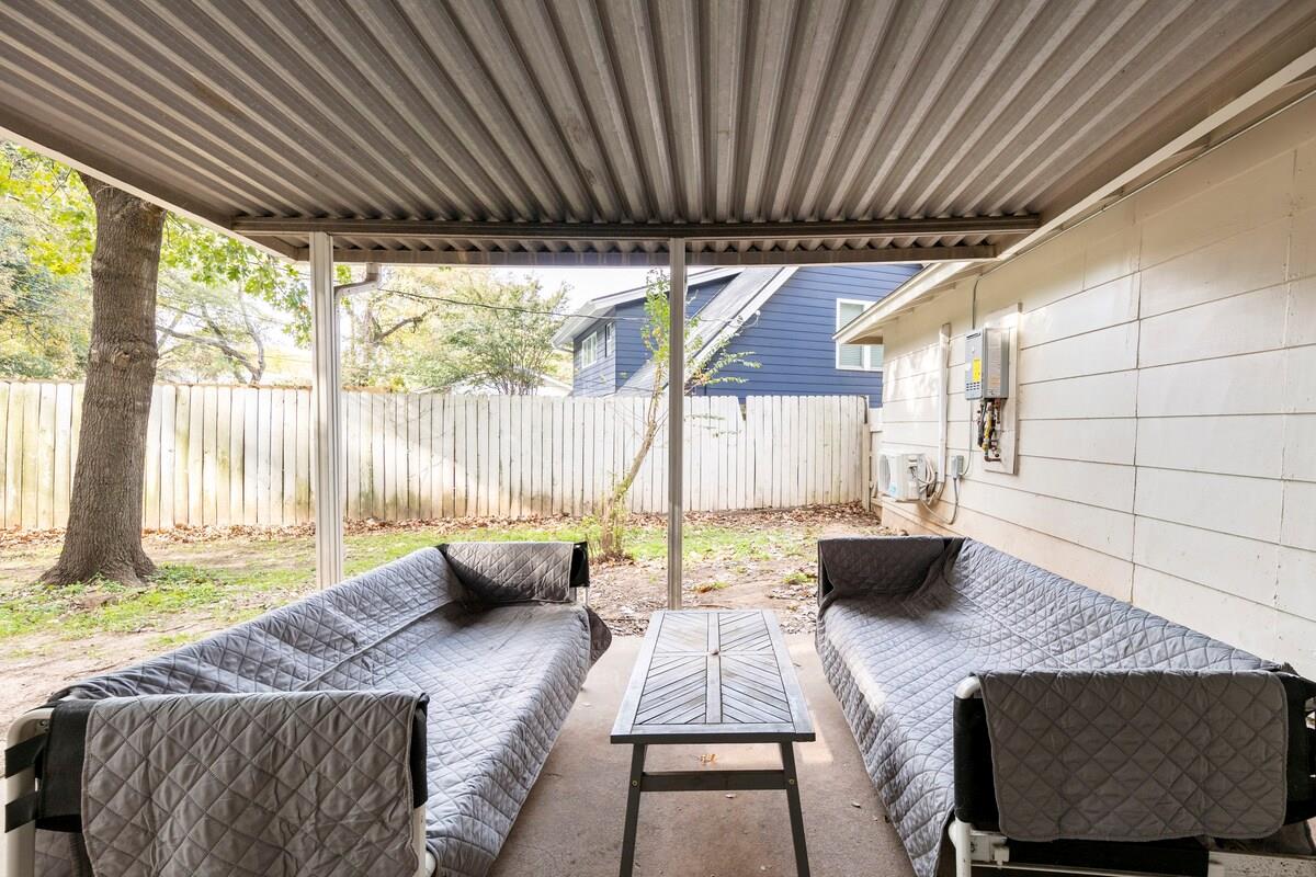 1707 Deerfield Dr, Austin, TX 78741