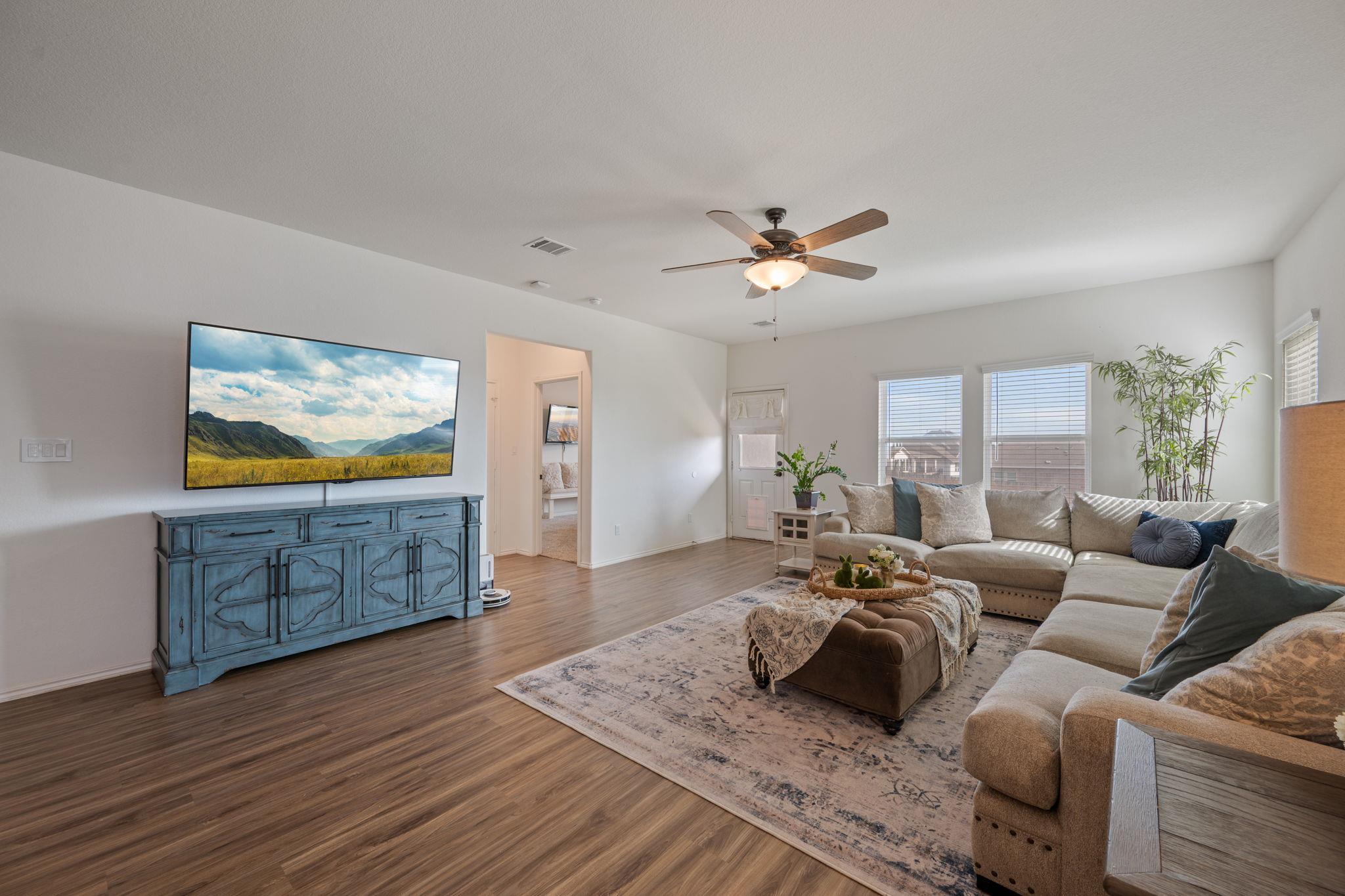 705 Mallow Rd, Leander, TX 78641