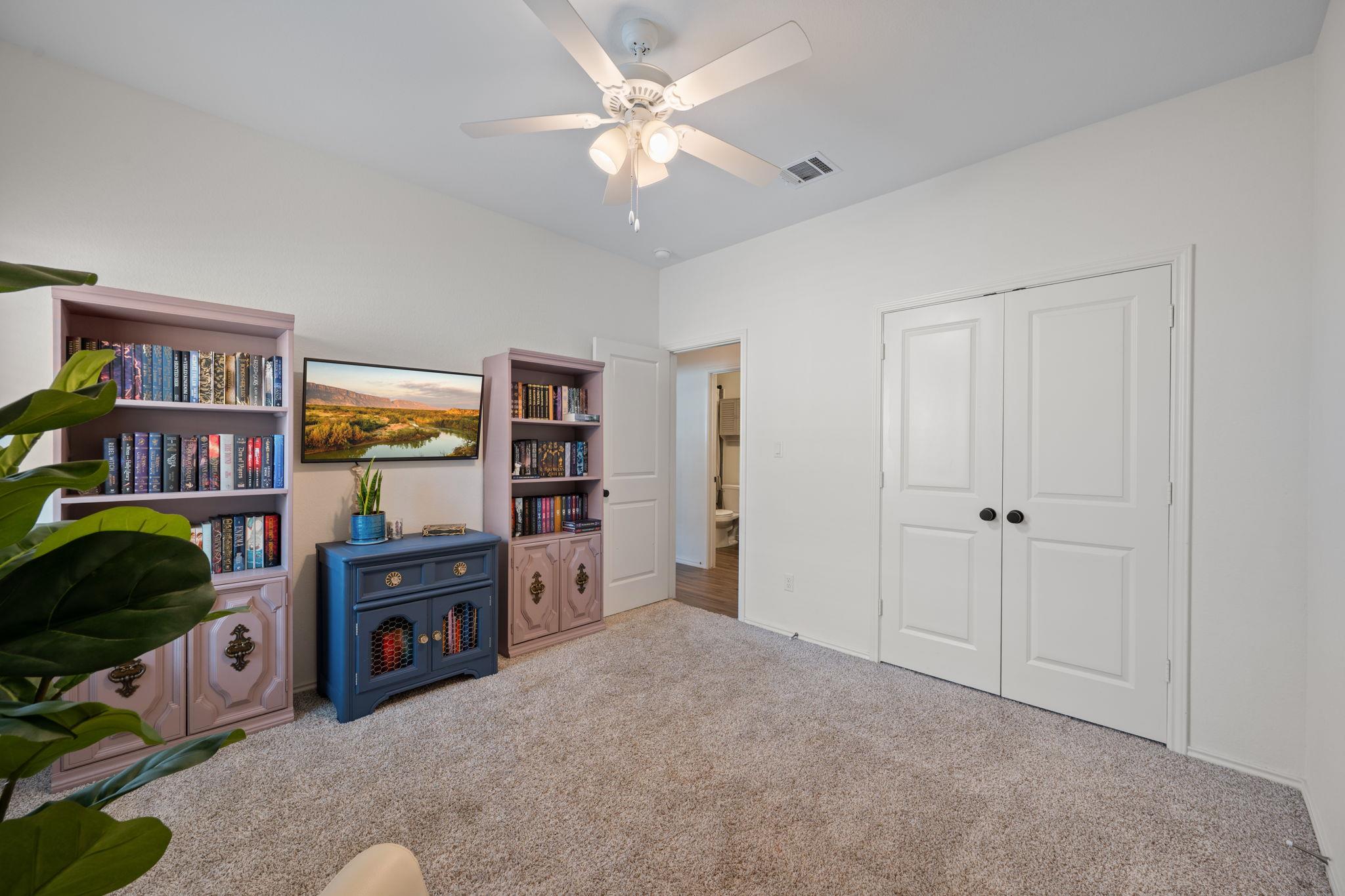 705 Mallow Rd, Leander, TX 78641