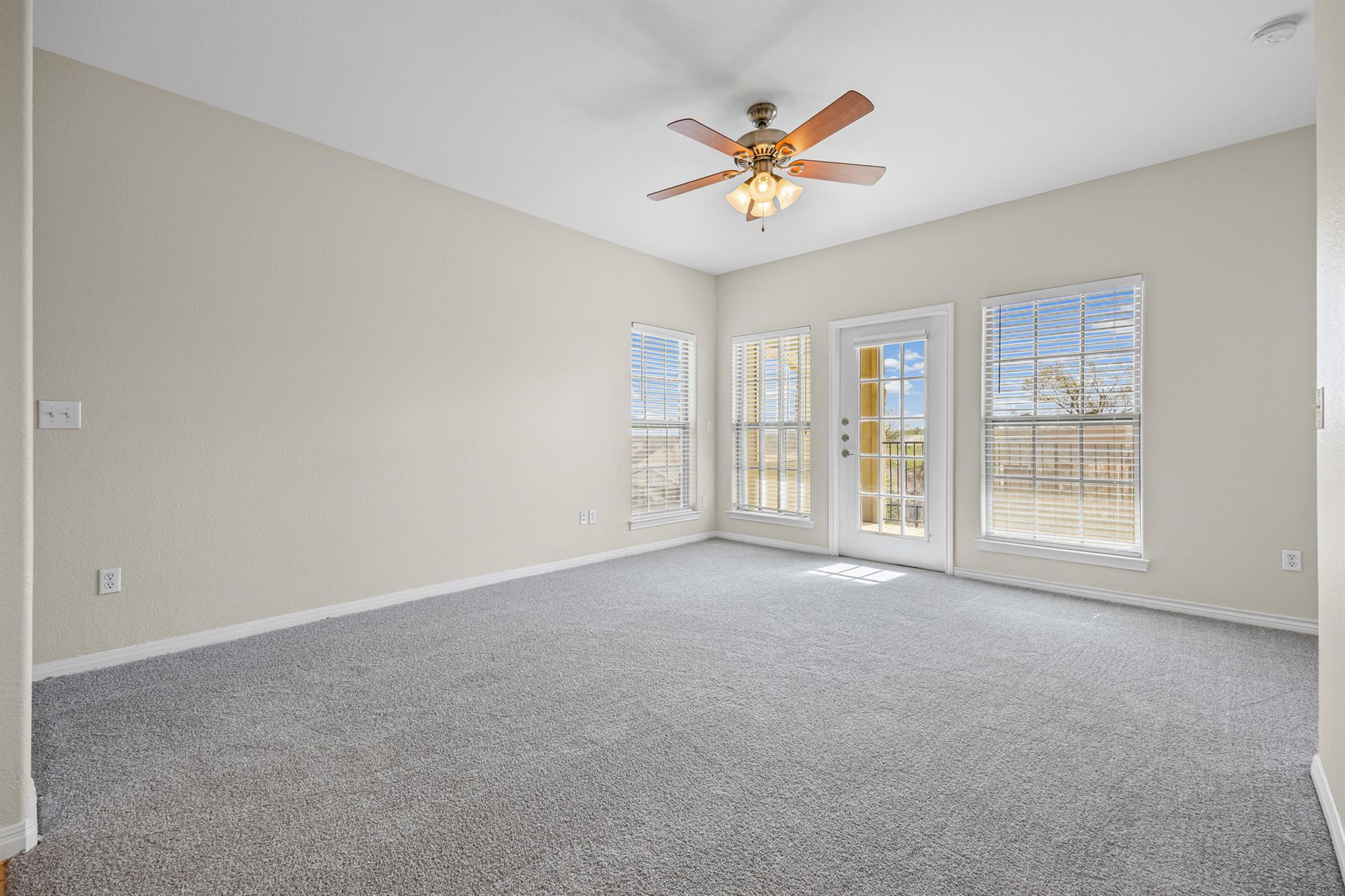 6810 Deatonhill Dr # 1100, Austin, TX 78745