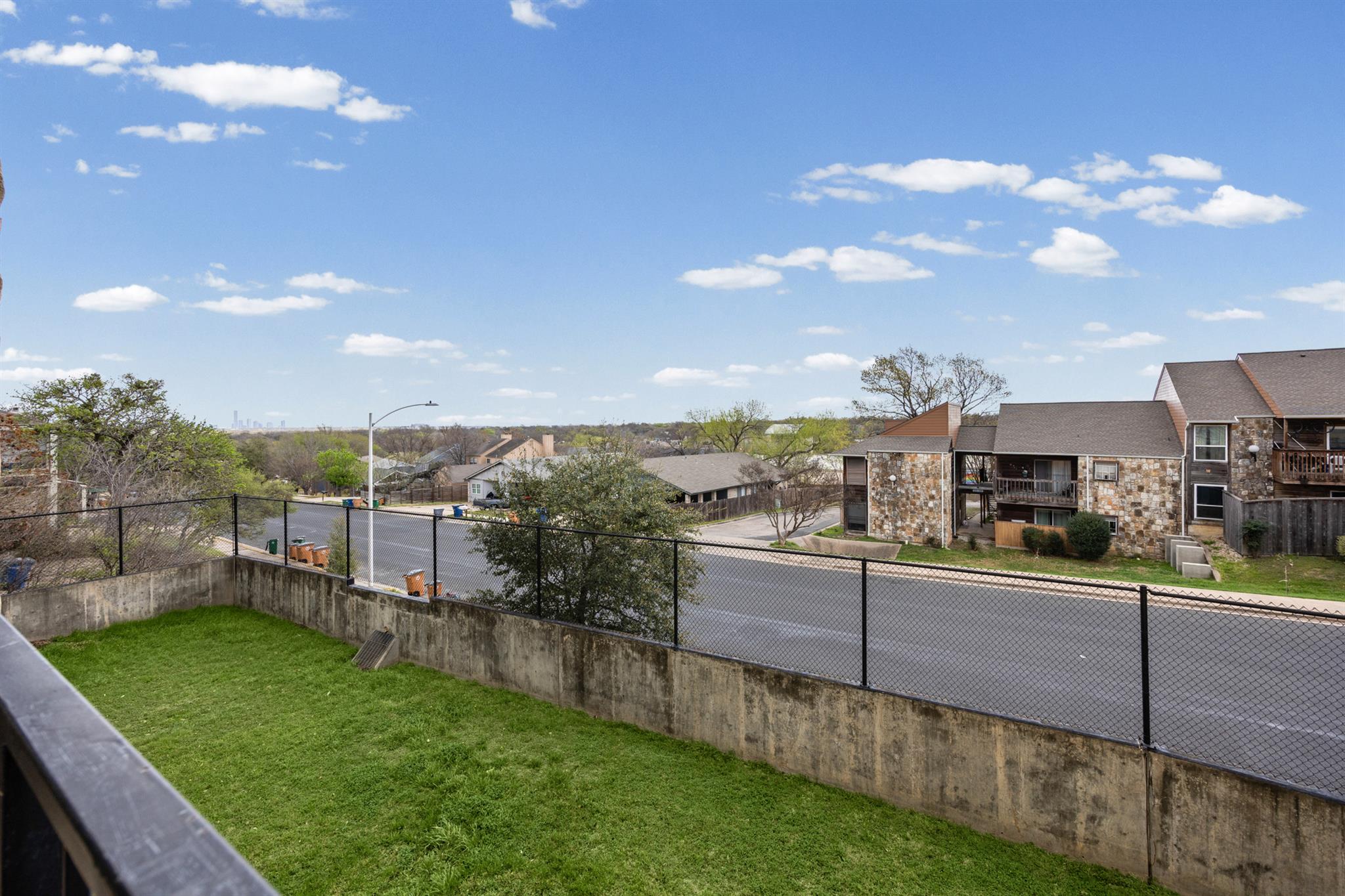 6810 Deatonhill Dr # 1100, Austin, TX 78745