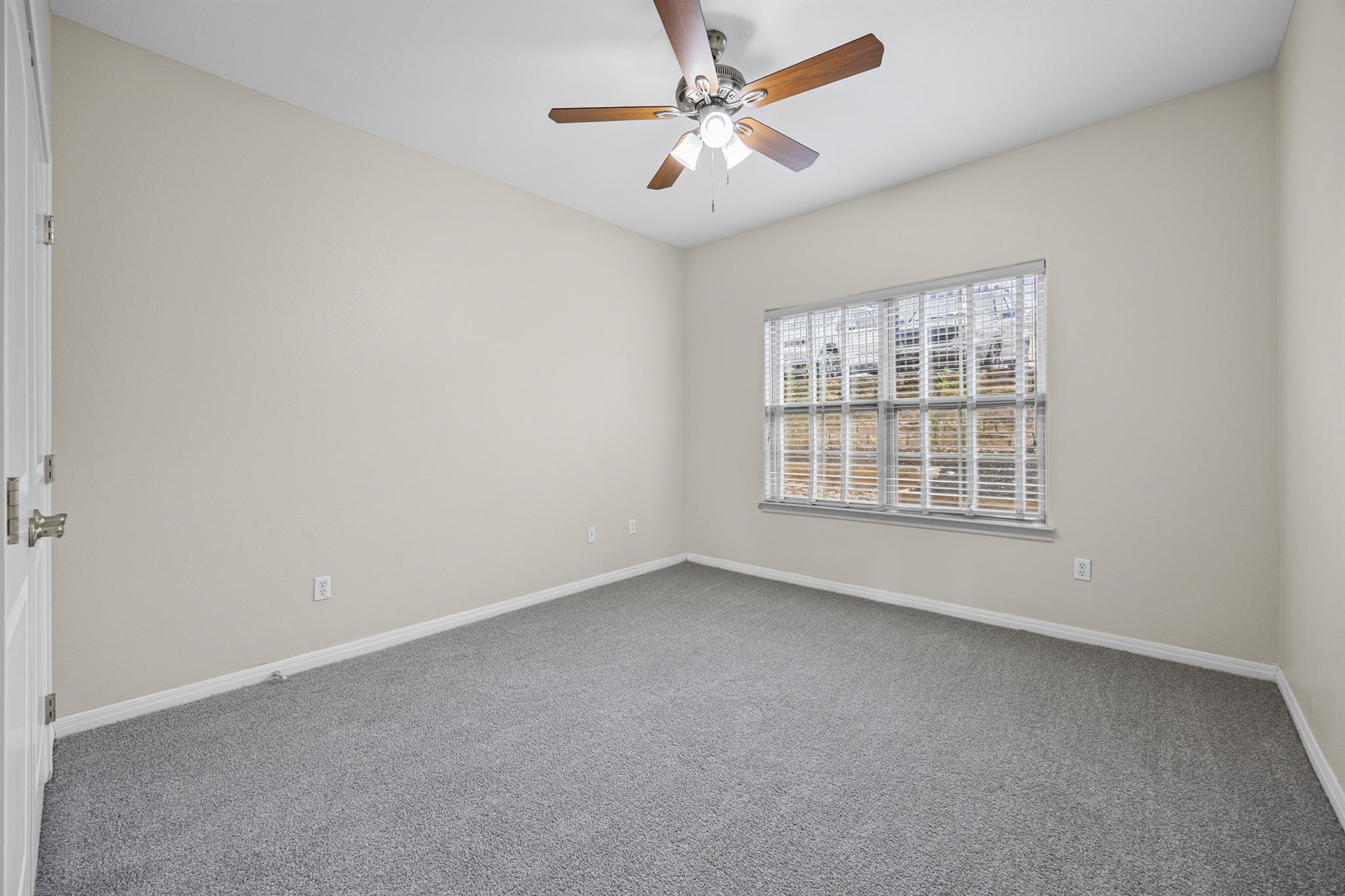 6810 Deatonhill Dr # 1100, Austin, TX 78745