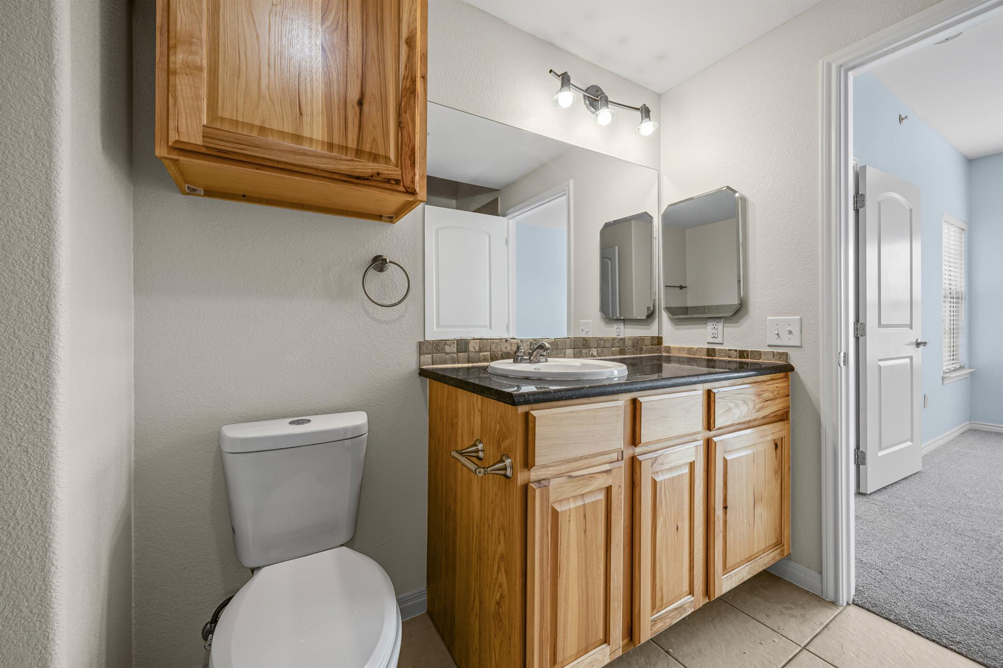 6810 Deatonhill Dr # 1100, Austin, TX 78745