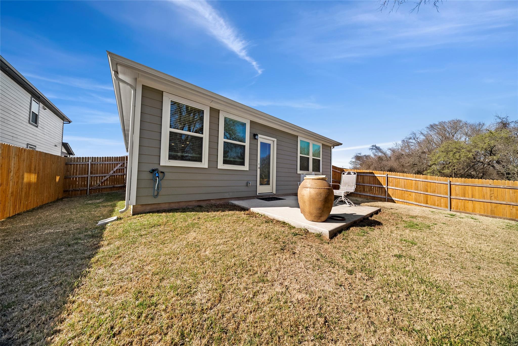 174 Bendecido Loop, Elgin, TX 78621