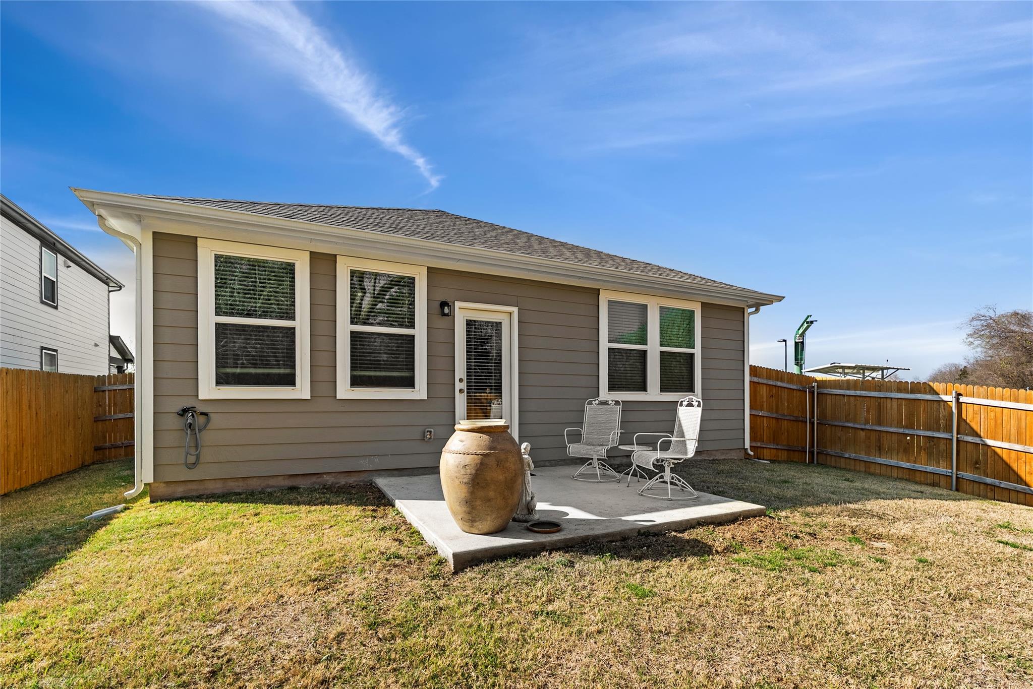 174 Bendecido Loop, Elgin, TX 78621