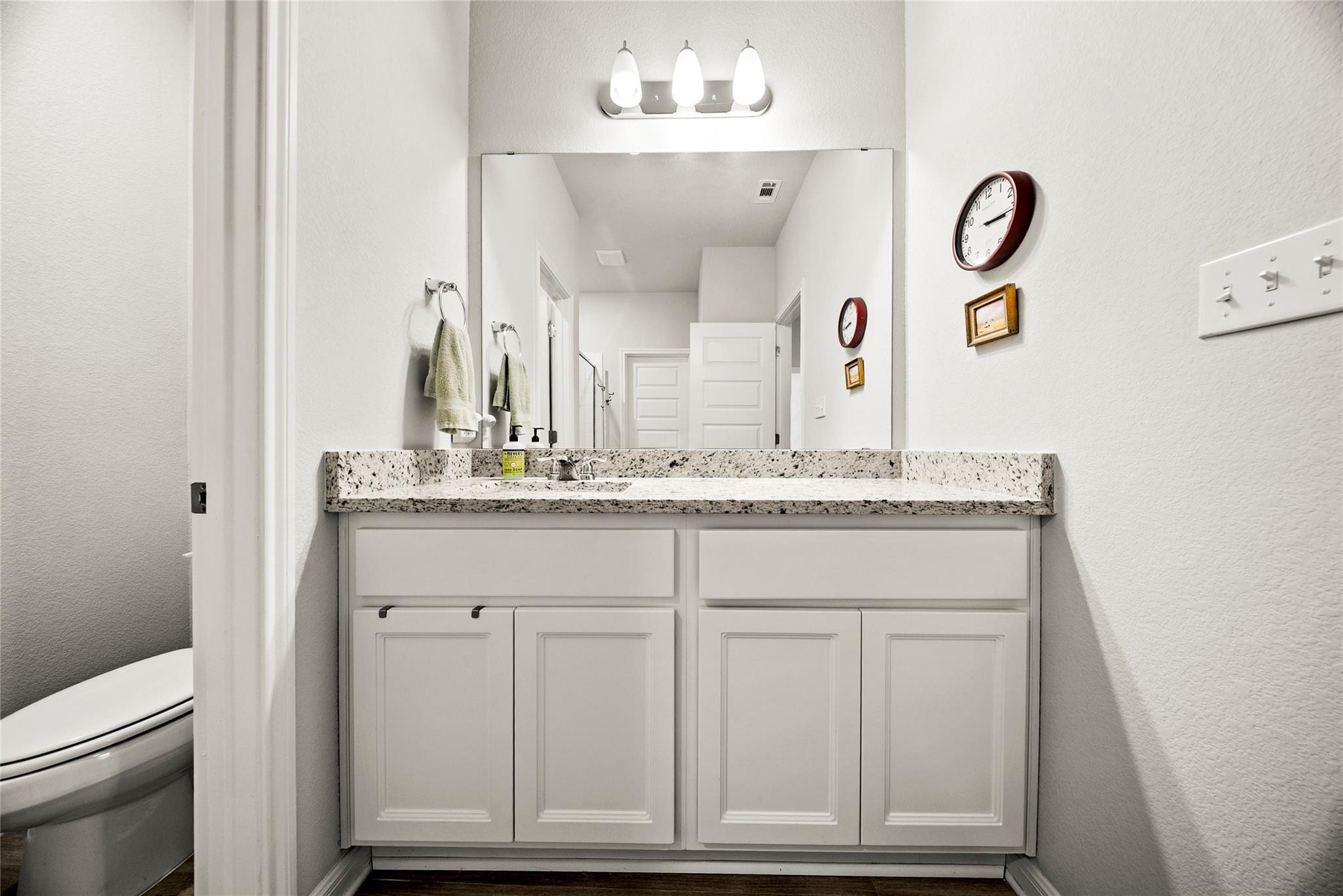 174 Bendecido Loop, Elgin, TX 78621