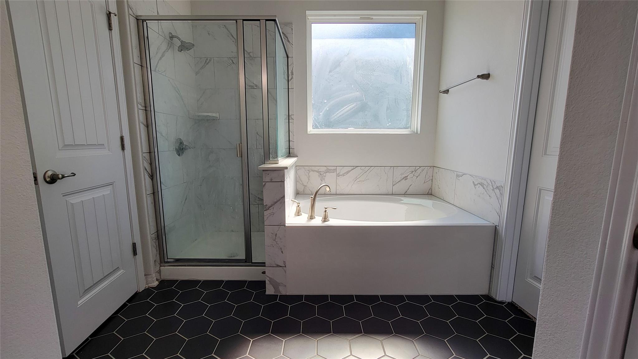 1046 Harwell Loop, Kyle, TX 78640