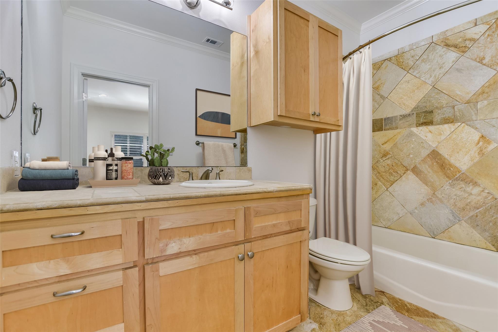 601 Upson St # A, Austin, TX 78703