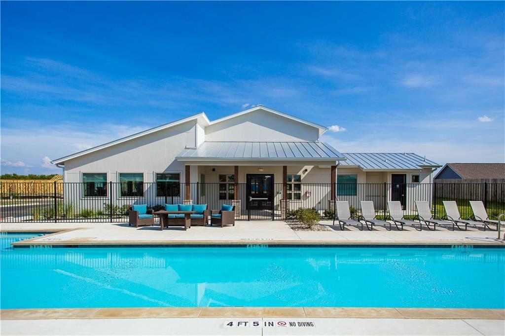 6111 Dumfries Ln, Austin, TX 78744