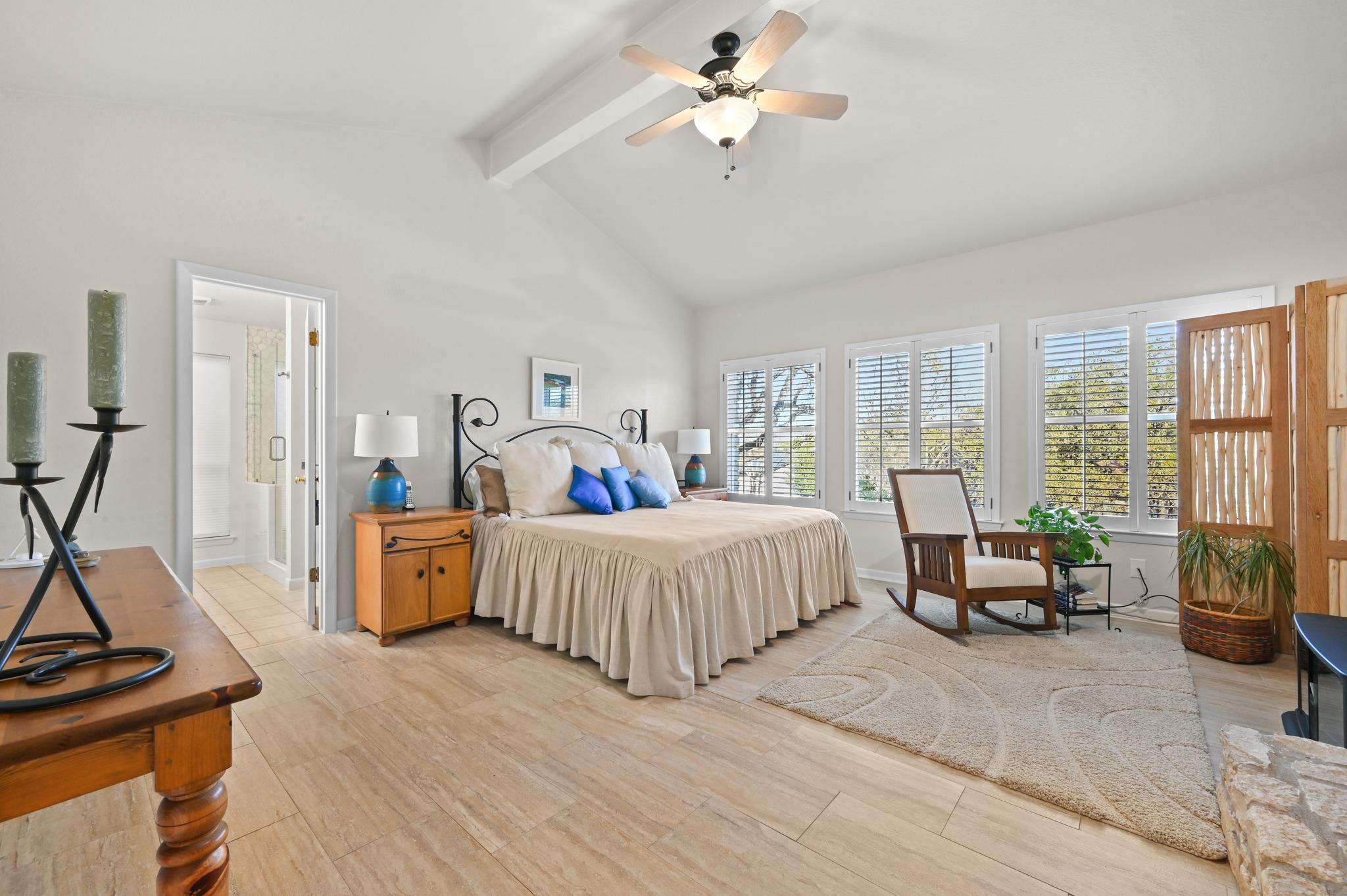 308 Nautilus Ave, Lakeway, TX 78738