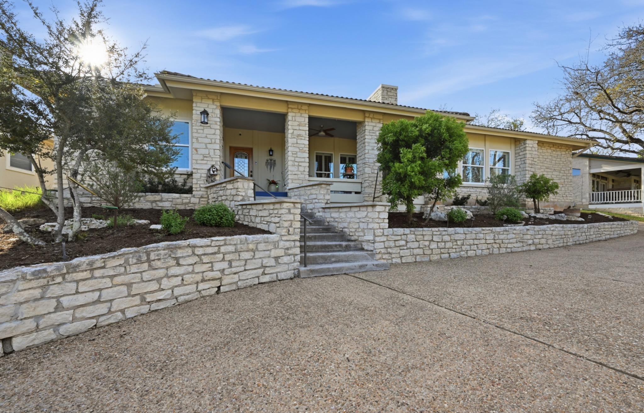 308 Nautilus Ave, Lakeway, TX 78738