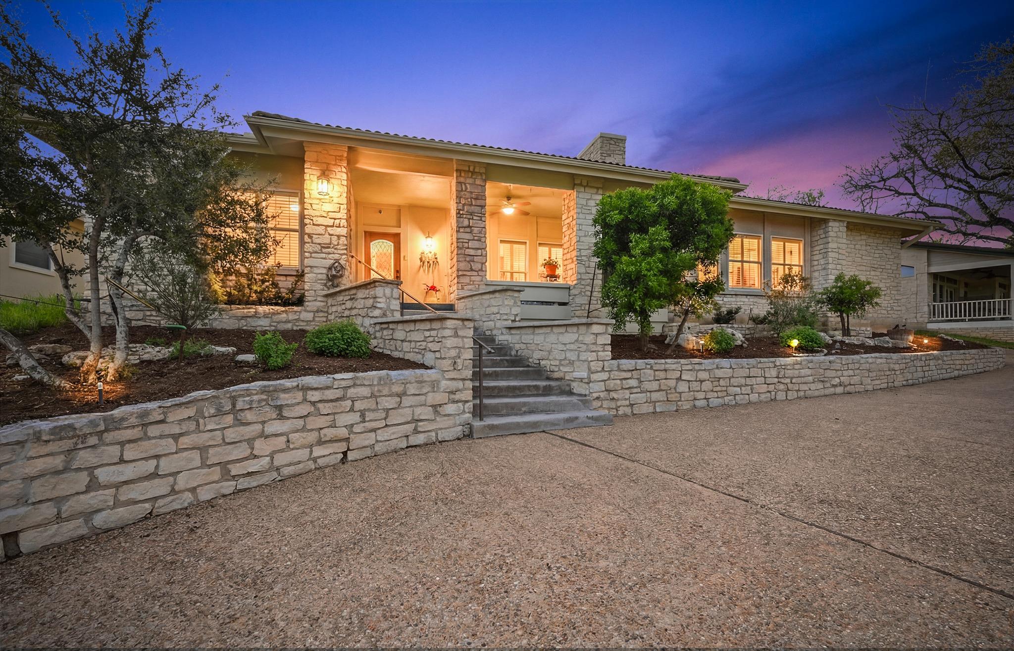 308 Nautilus Ave, Lakeway, TX 78738