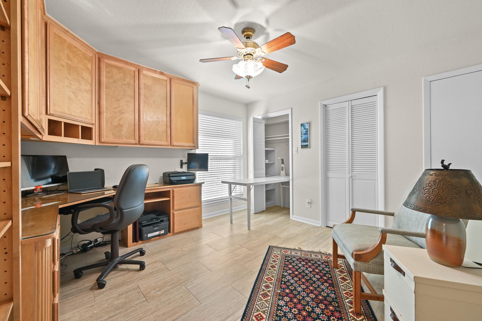 308 Nautilus Ave, Lakeway, TX 78738