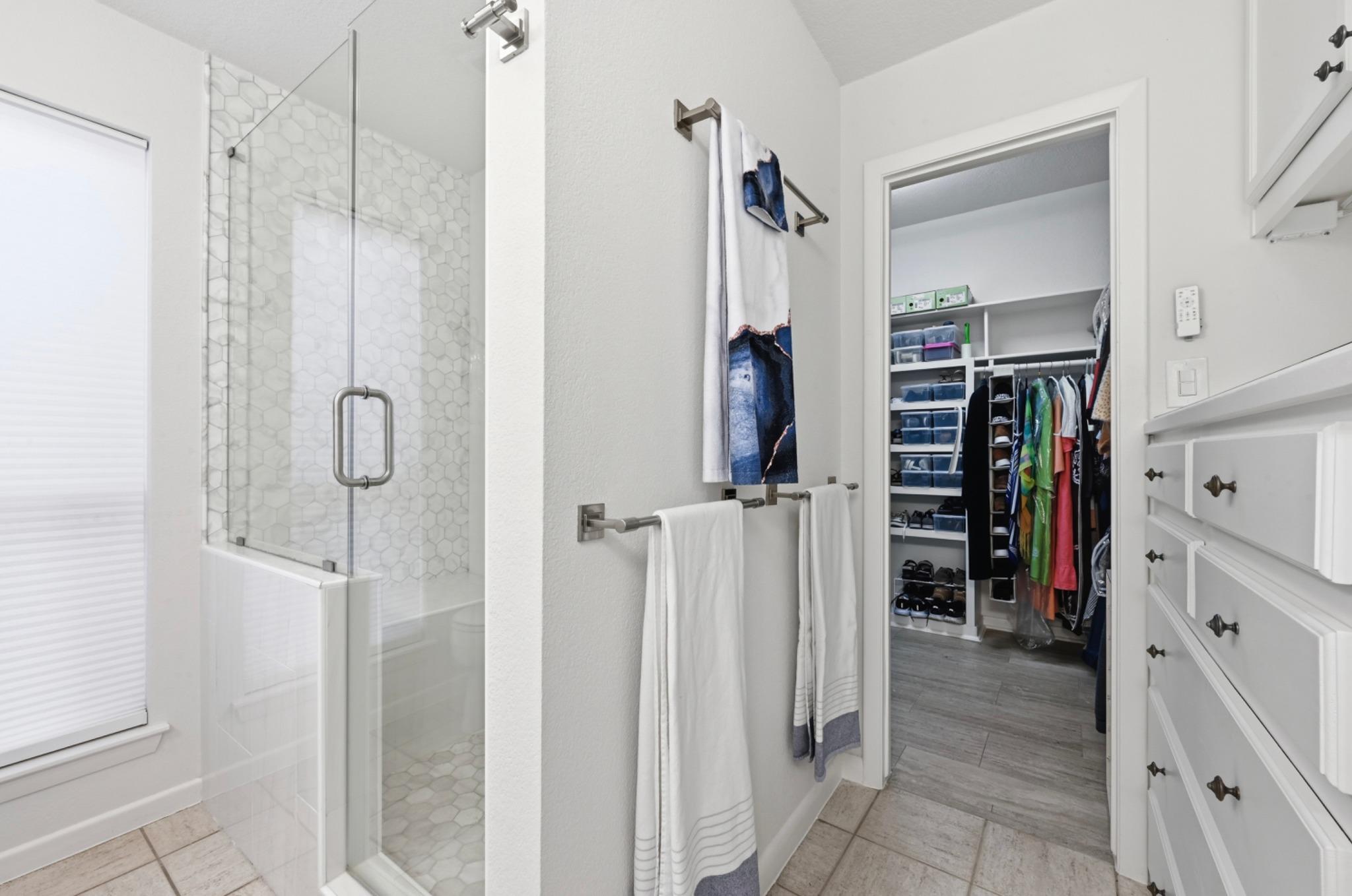 308 Nautilus Ave, Lakeway, TX 78738