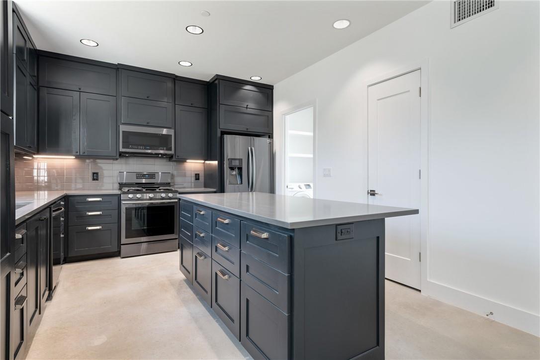 408 W 38 1/2 St # 4-1, Austin, TX 78705