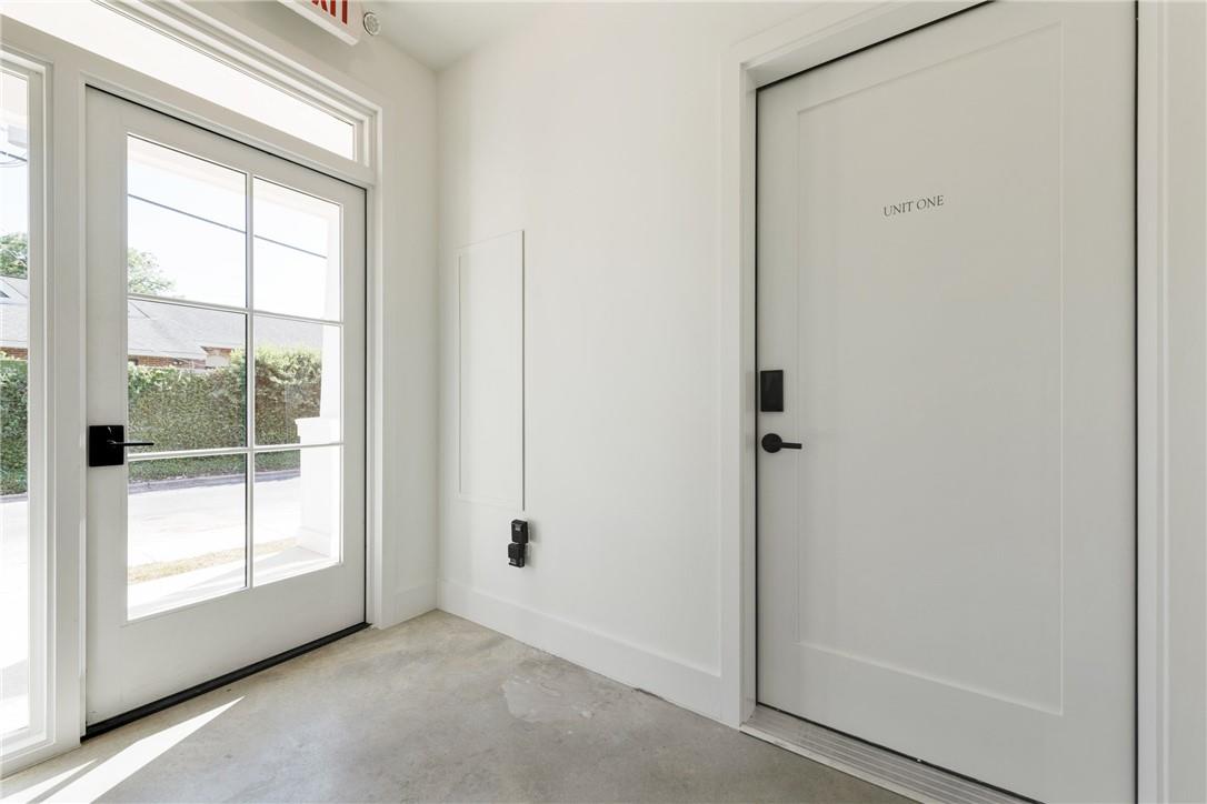 408 W 38 1/2 St # 4-1, Austin, TX 78705