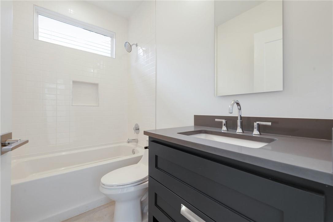 408 W 38 1/2 St # 4-1, Austin, TX 78705