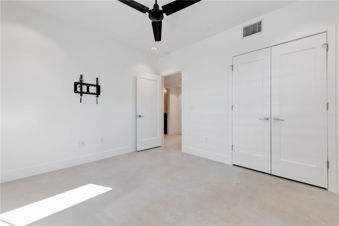 408 W 38 1/2 St # 4-1, Austin, TX 78705