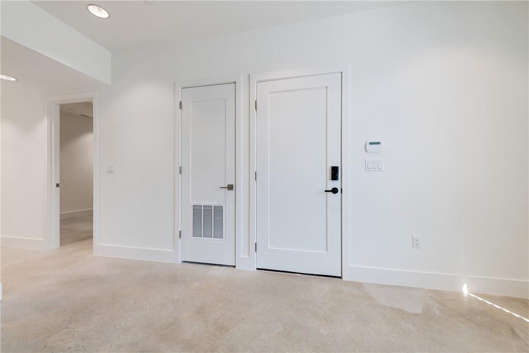 408 W 38 1/2 St # 4-1, Austin, TX 78705