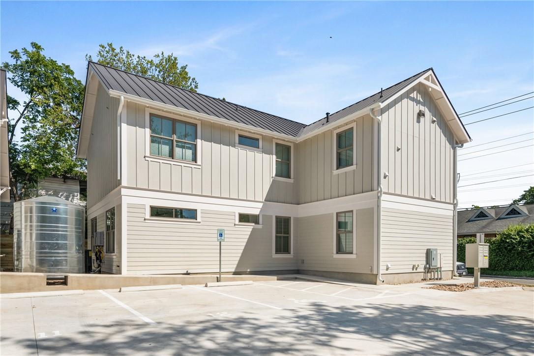 408 W 38 1/2 St # 4-1, Austin, TX 78705