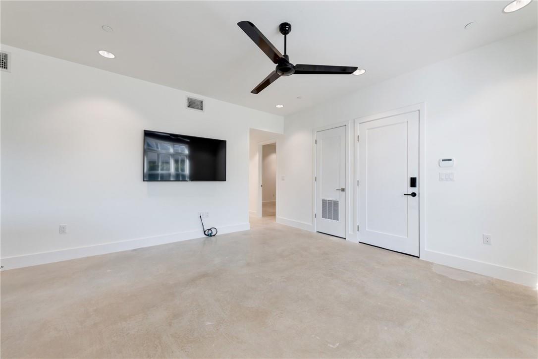 408 W 38 1/2 St # 4-1, Austin, TX 78705