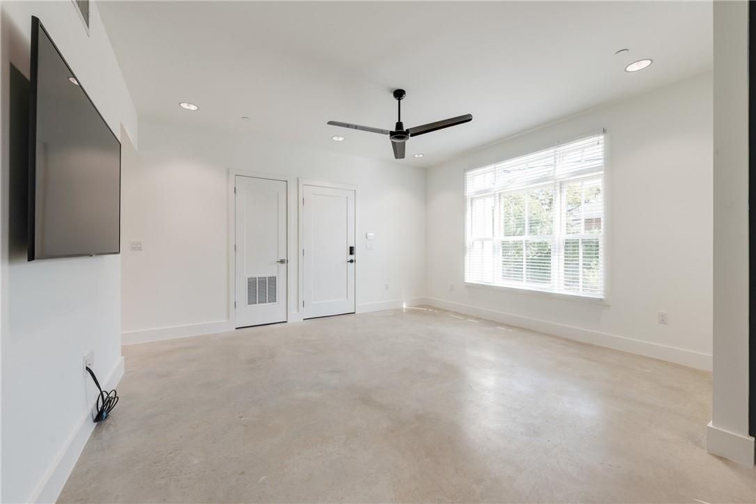 408 W 38 1/2 St # 4-1, Austin, TX 78705