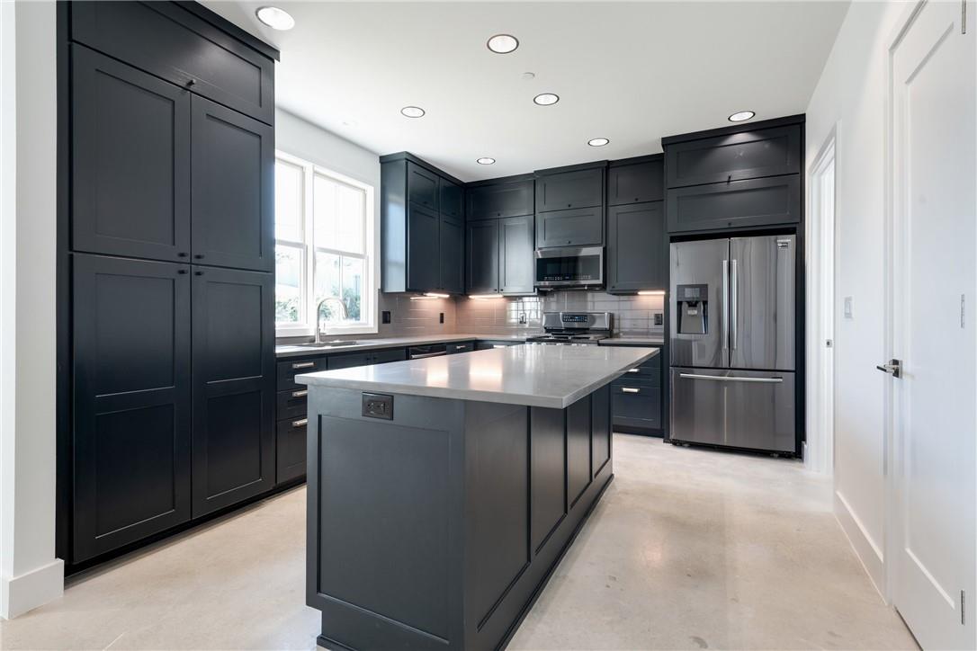 408 W 38 1/2 St # 4-1, Austin, TX 78705