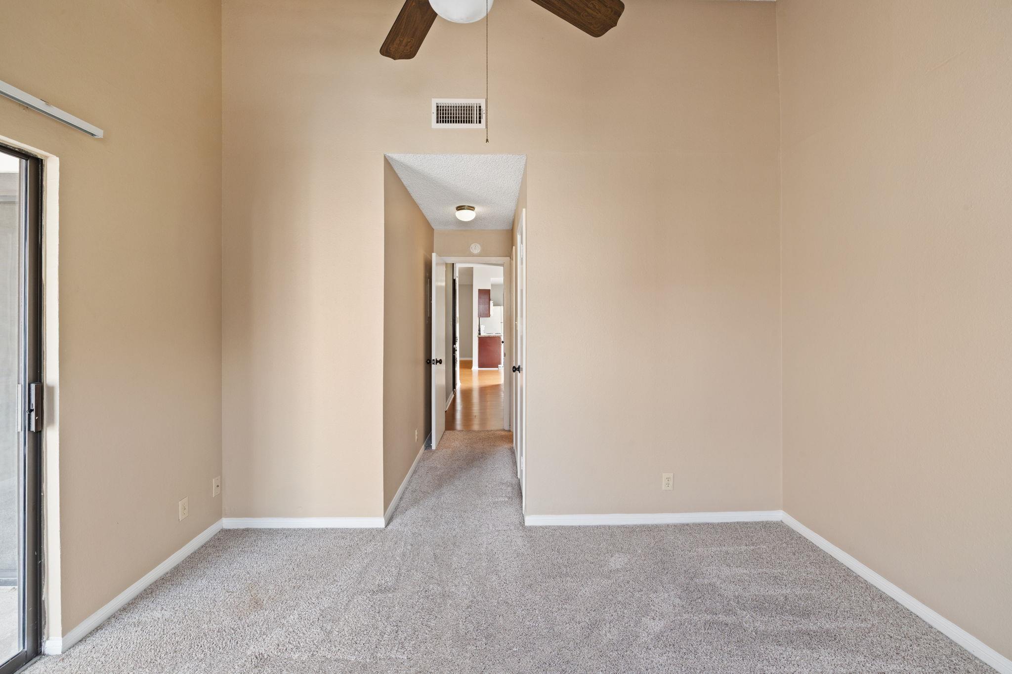 203 E 31st St # 308, Austin, TX 78705