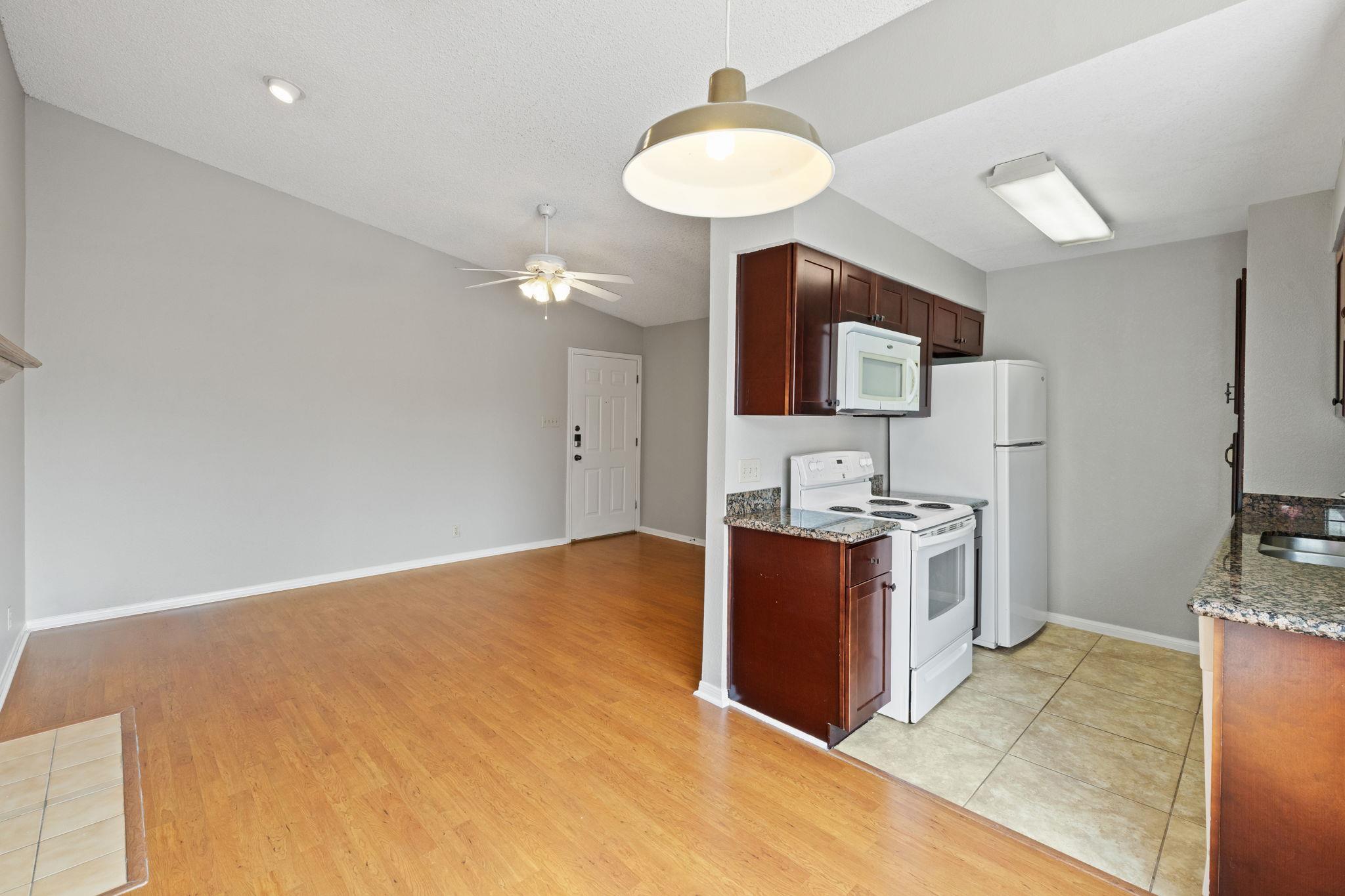 203 E 31st St # 308, Austin, TX 78705