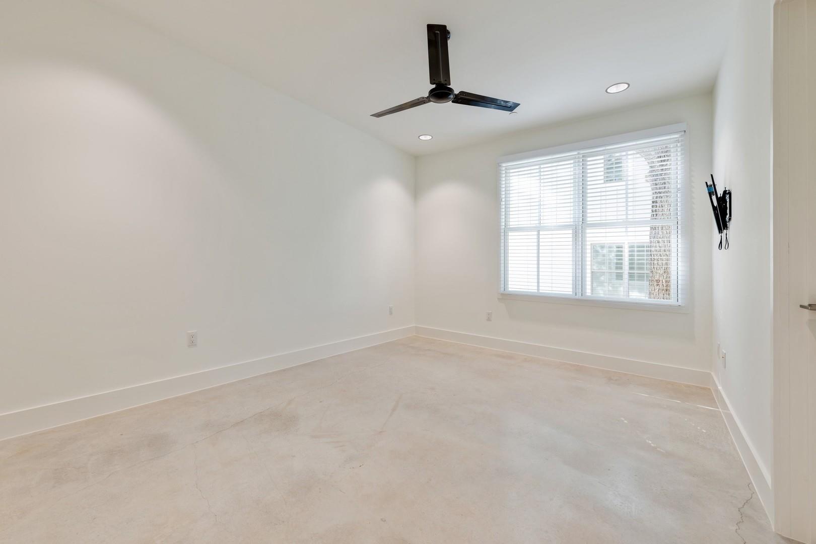 408 W 38 1/2 St # 2-1, Austin, TX 78705