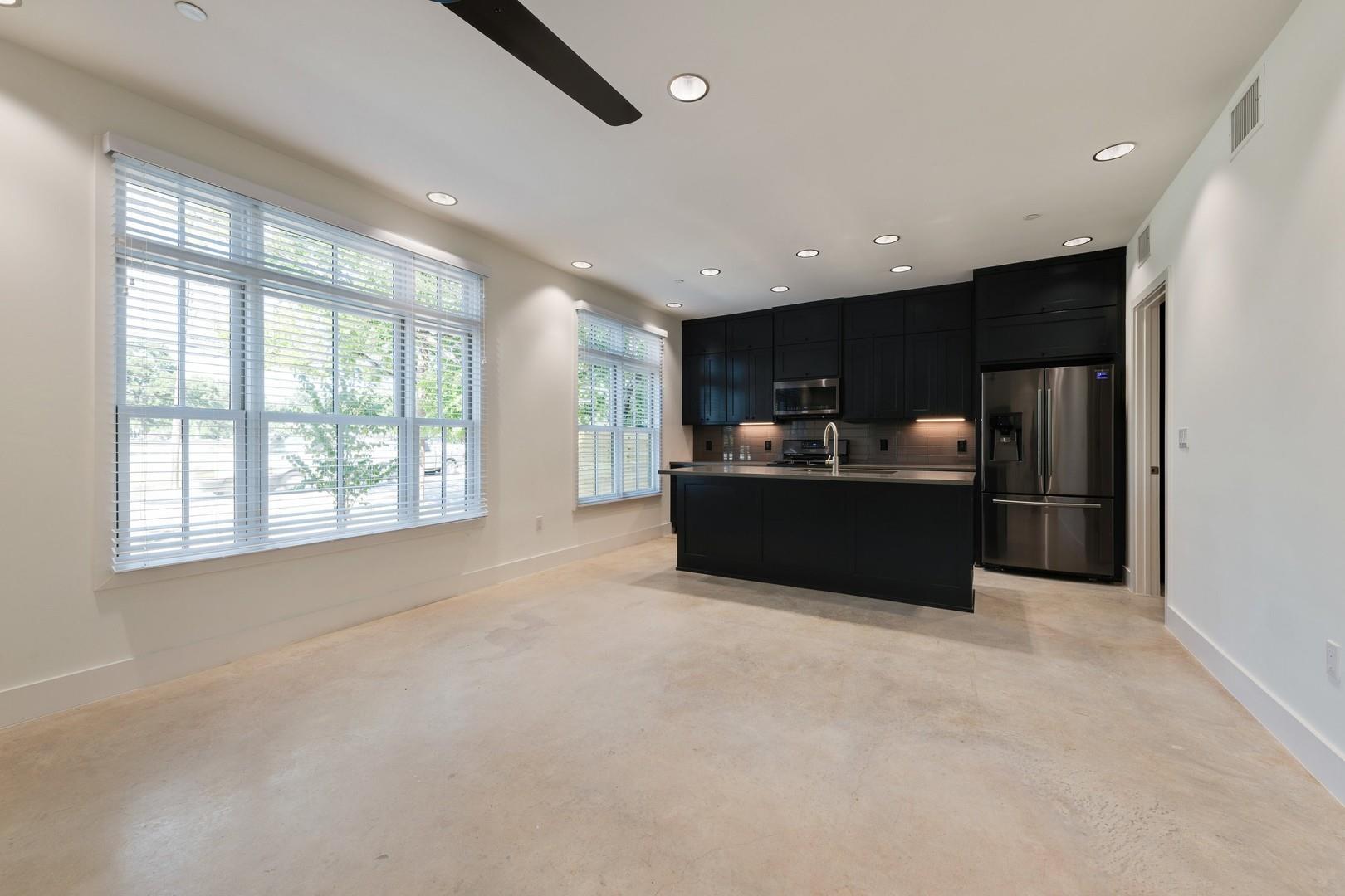 408 W 38 1/2 St # 2-1, Austin, TX 78705