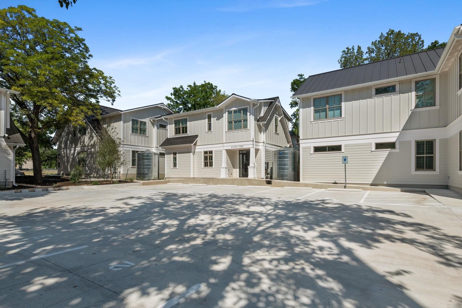 408 W 38 1/2 St # 2-1, Austin, TX 78705