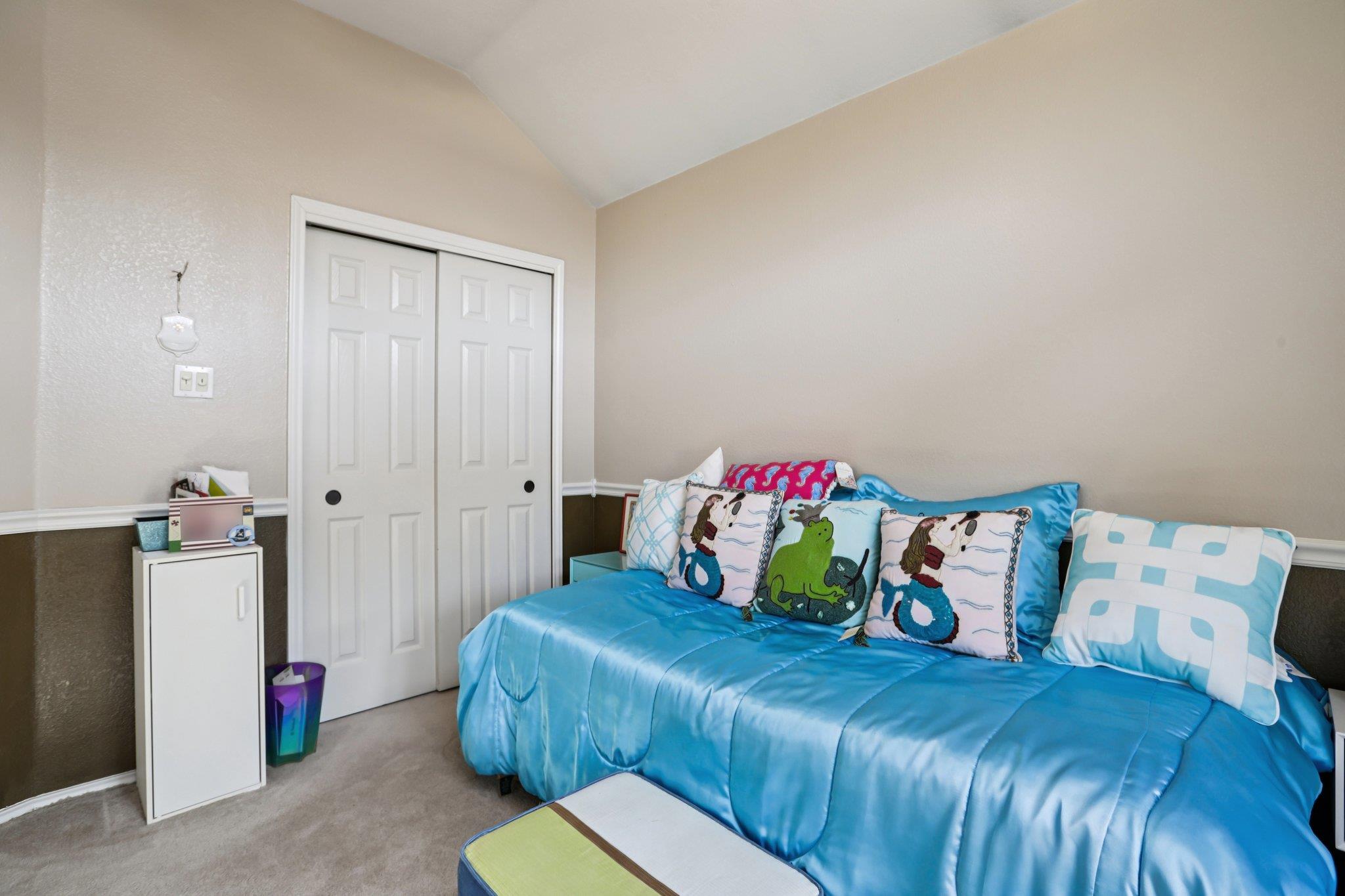 1300 Tetbury Ln, Austin, TX 78748