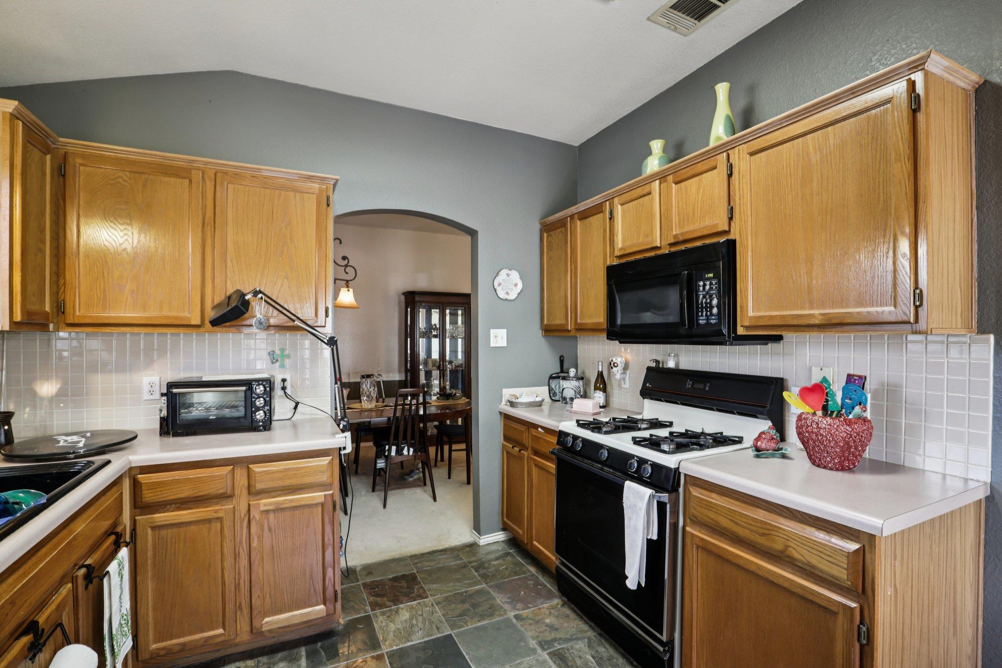 1300 Tetbury Ln, Austin, TX 78748