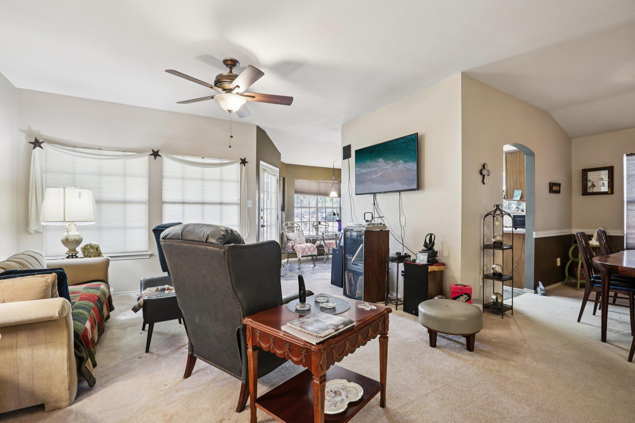 1300 Tetbury Ln, Austin, TX 78748