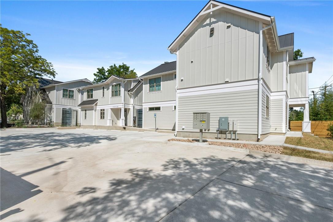 408 W 38 1/2 St # 3, Austin, TX 78705