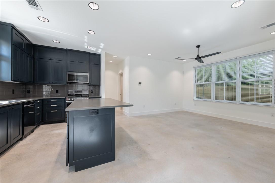 408 W 38 1/2 St # 3, Austin, TX 78705