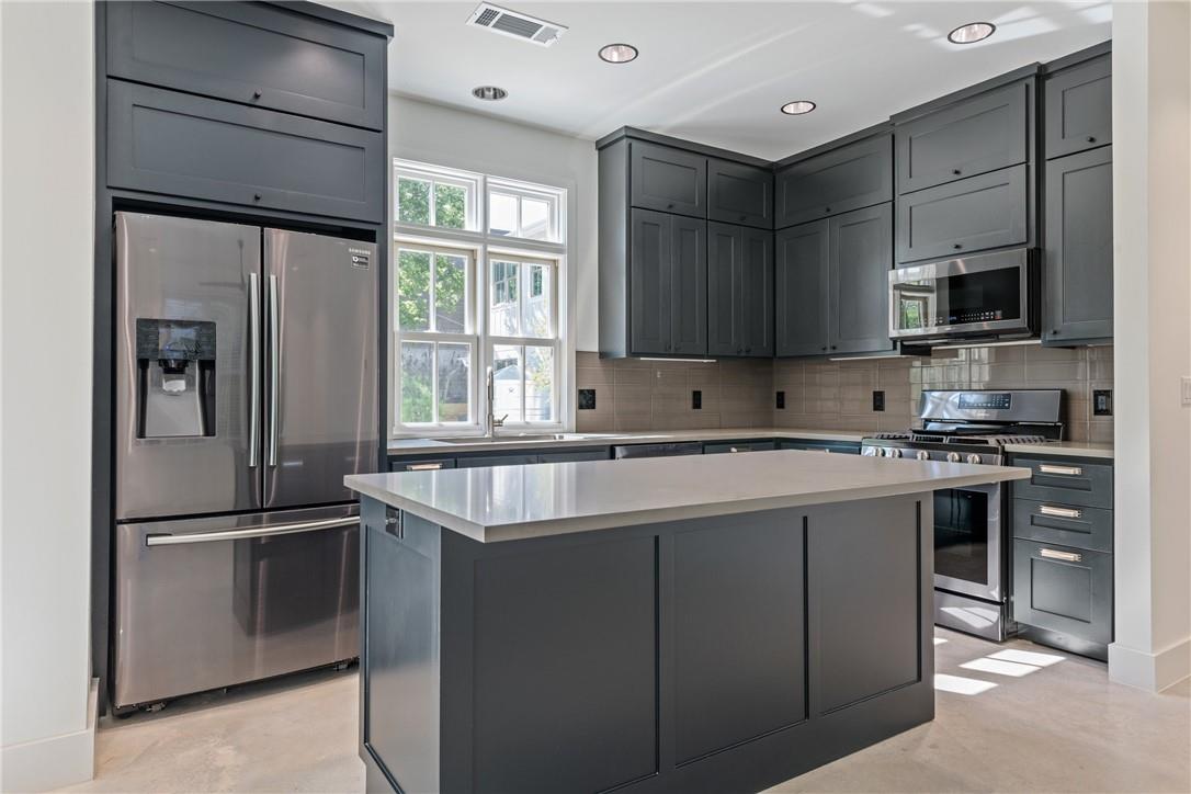 408 W 38 1/2 St # 3, Austin, TX 78705