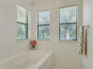 1817 Possum Trot St, Round Rock, TX 78681