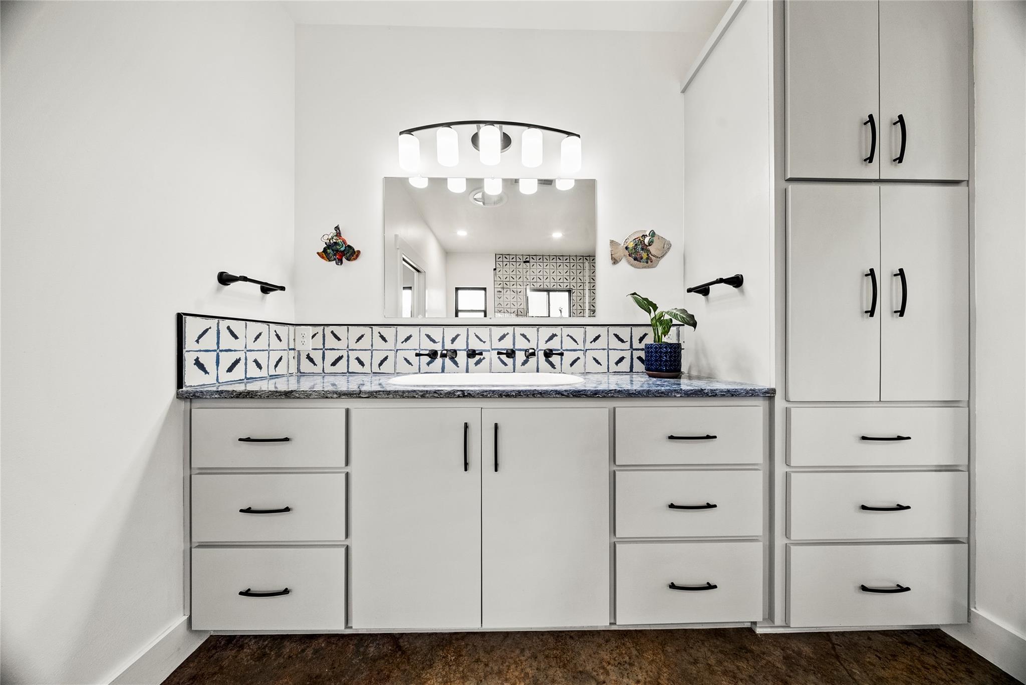 153 County Road 491 Rd, Elgin, TX 78621