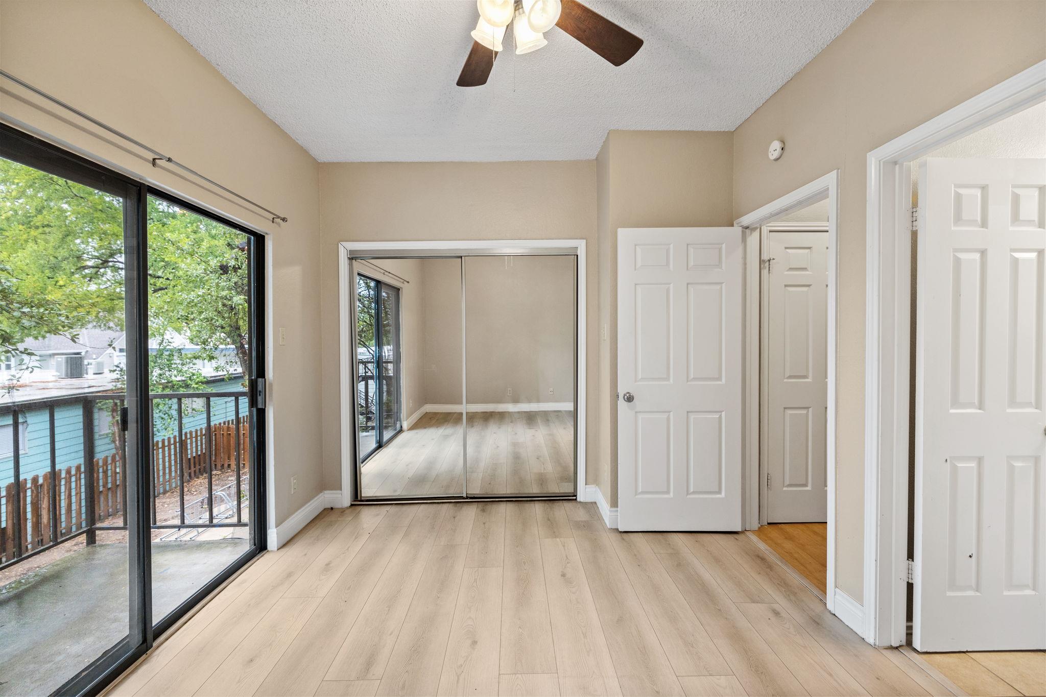 2706 SALADO St # 210, Austin, TX 78705