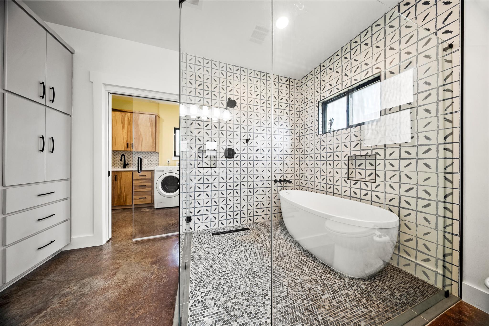 153 CR 491 Rd, Coupland, TX 78621