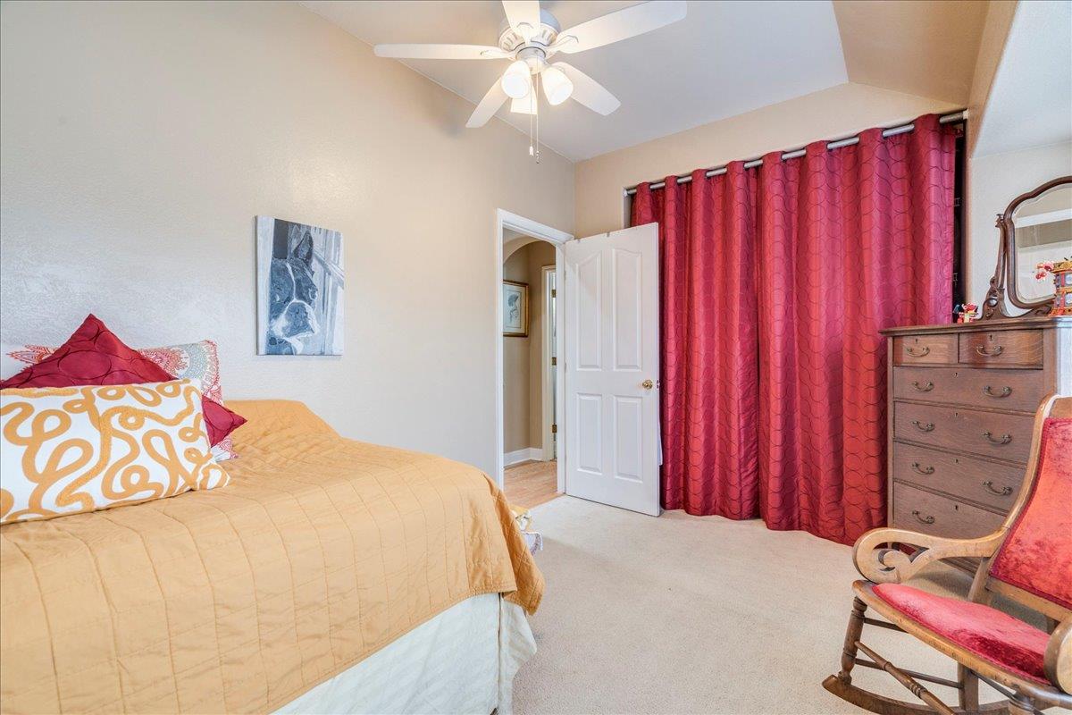 1077 Fairway, Kyle, TX 78640